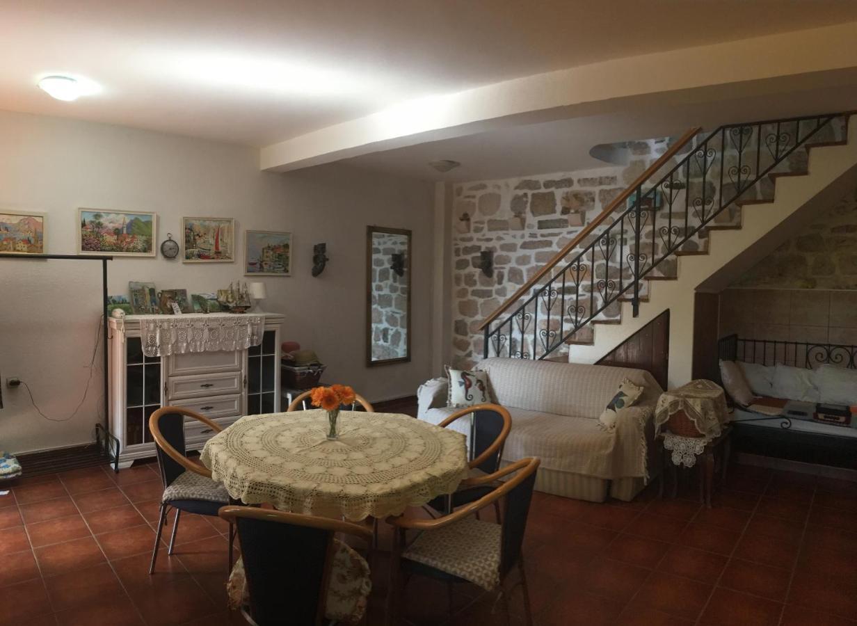 Be Happy In Perast Apartment ภายนอก รูปภาพ