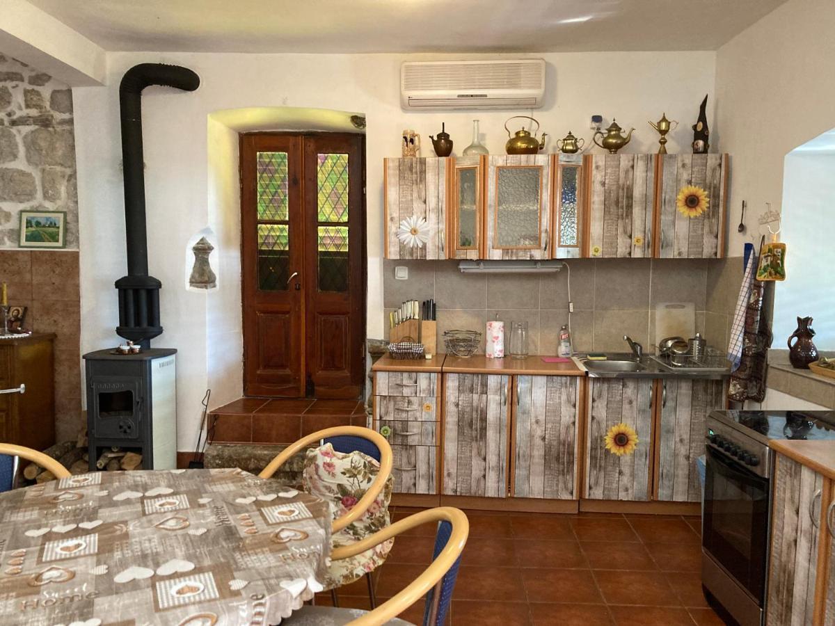 Be Happy In Perast Apartment ภายนอก รูปภาพ