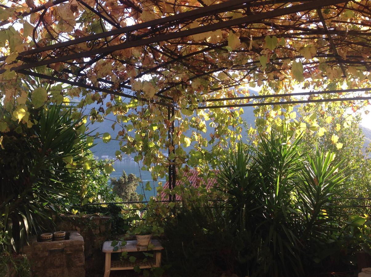 Be Happy In Perast Apartment ภายนอก รูปภาพ