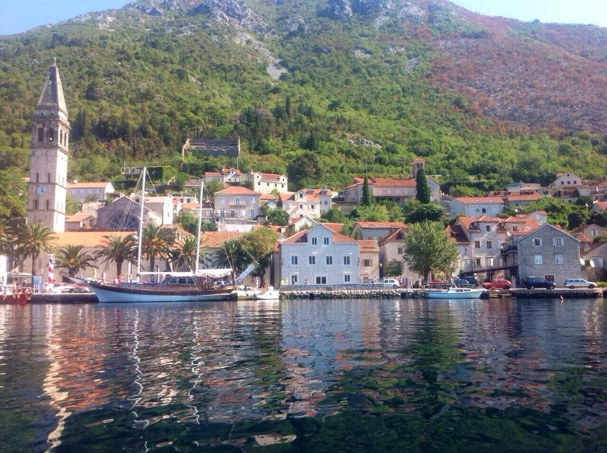 Be Happy In Perast Apartment ภายนอก รูปภาพ