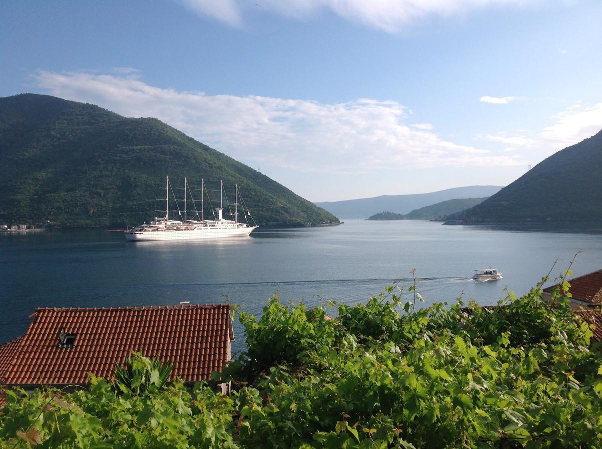 Be Happy In Perast Apartment ภายนอก รูปภาพ